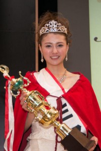 9deebf73eec7c9f63f5890b61eaa3131-400x599